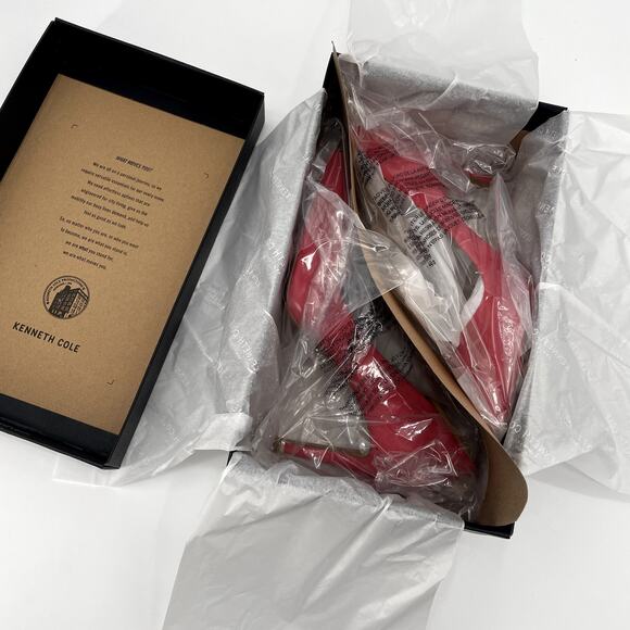 KENNETH COLE New In Box Riley 85 Pump in Coral // 7 - Picture 4 of 14